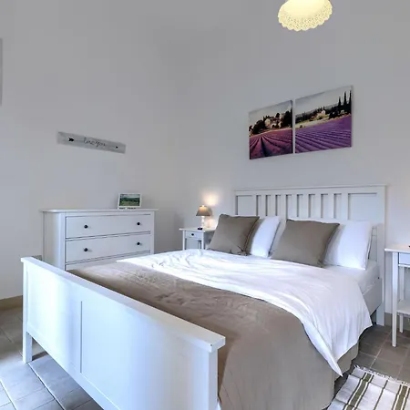 Vakantiehuis Samanta By Interhome Momjan