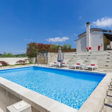 Samanta By Interhome