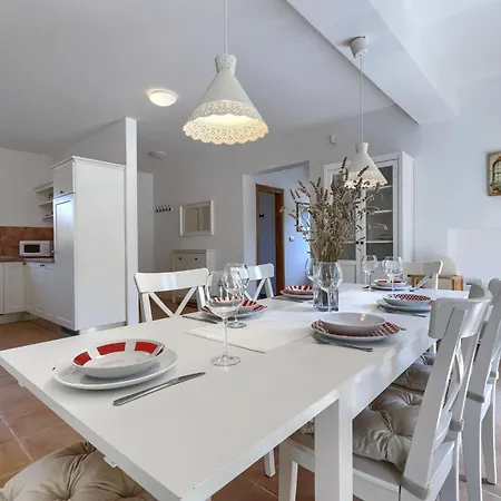 Samanta By Interhome